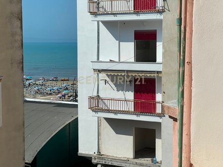 Shitet Apartament 1+1 ,Plazh iliria !!