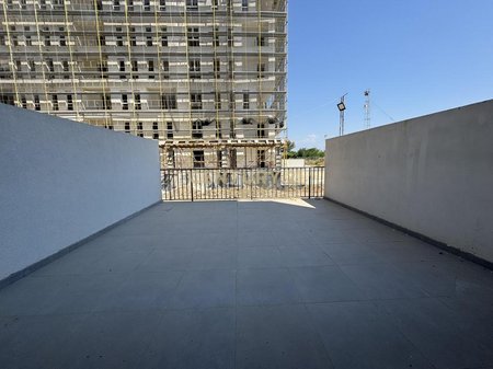 WE SELL APARTMENT/UNIT WITH 2 VERANDAS AT UNIVERS CITY!