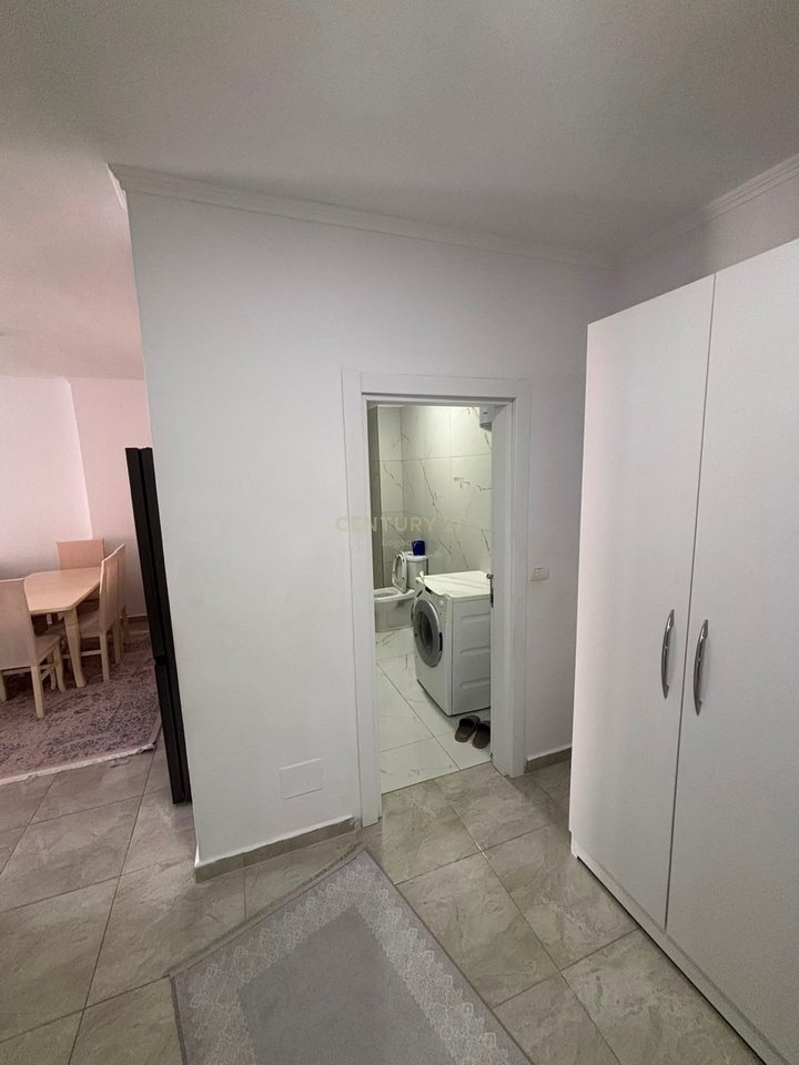 🏡 Apartament 1+1 + Verandë me Qira ne Fresk