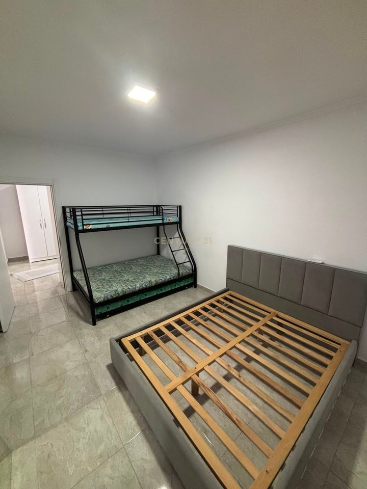 🏡 Apartament 1+1 + Verandë me Qira ne Fresk