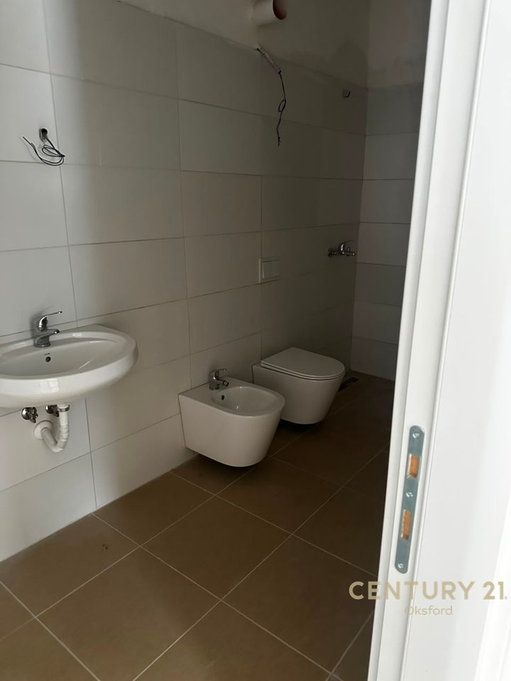 Appartamento Premium 3+1+2 in Vendita – Prolungamento di Kodrës së Diellit 1