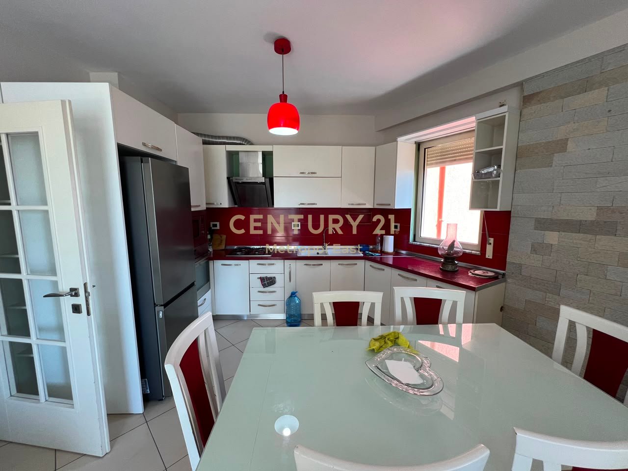 2+1 Apartment with Veranda for Rent – Misto Mame, Tirana