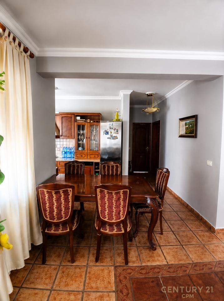 Appartamento 3+1 in Vendita, Piazza, Via Durazzo