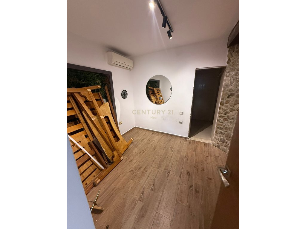 Hapësirë multifunksionale 4+3 për shitje në Tirana e re, 99 m²