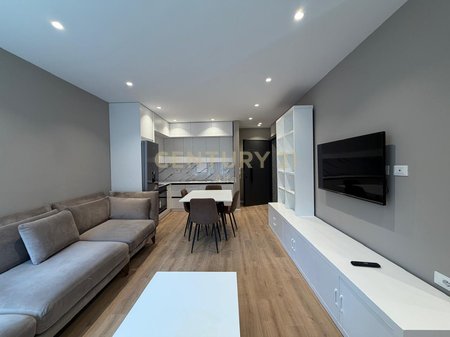 Jepet me qira apartament 1+1+1 Post parkimi në Kompleksin Xheluks,Rruga e Elbasanit!