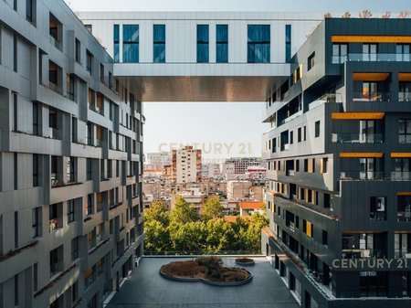 SHITEN 2 APARTAMENTE TE SQUARE 21-MUNDESI KTHIMI NE DUPLEX