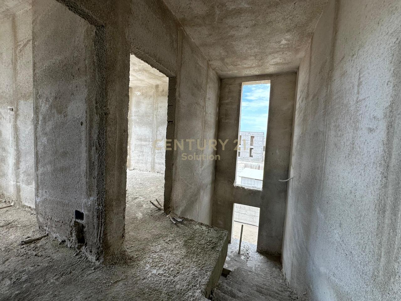 VILE 3-ROOMS FOR SALE IN PORTO LALEZI!