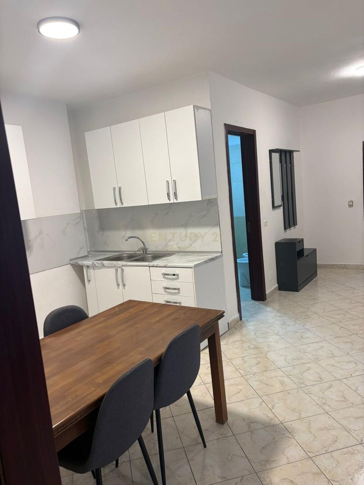 🏡 Jepet me Qira Apartament 2+1 në Astir, Tiranë – 470€/Muaj