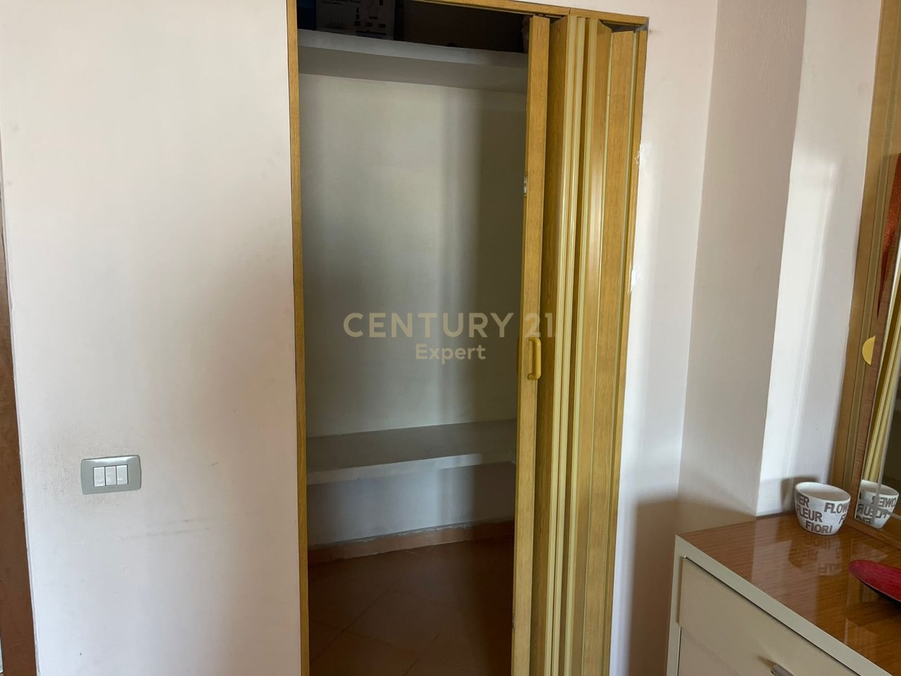 Apartment 1+1 for rent in Don Bosko.