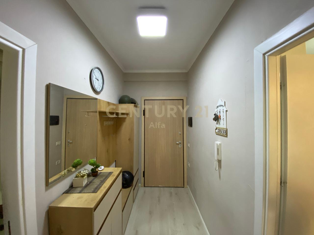 Apartment 1+1 + parking space for rent in Green City, New Ring Road !!