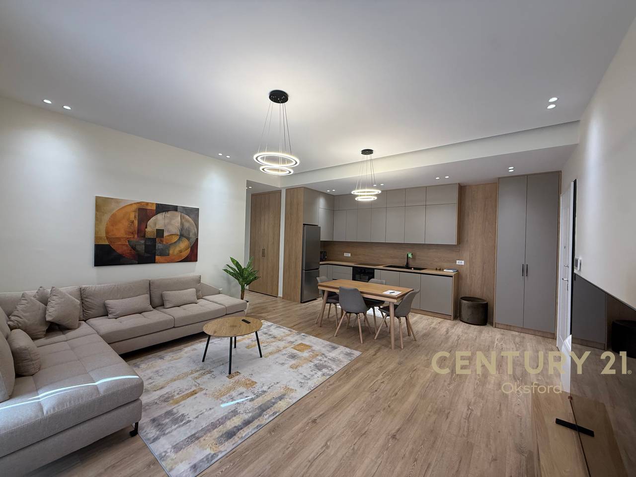Apartament per qira 2+1+2 i mobiluar, tek Kompleksi "Deliorgji"!