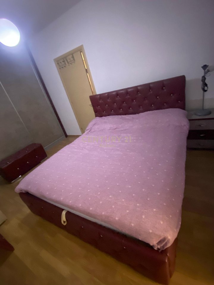 🏡 Apartament 2+1 në Kompleksin Kontakt, Rruga Ndre Mjeda