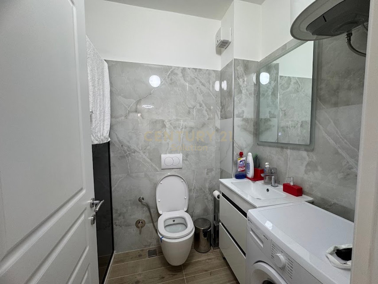 FOR RENT APARTMENT 1+1+ PARKING SPACE NEAR THE PROSECUTOR'S OFFICE