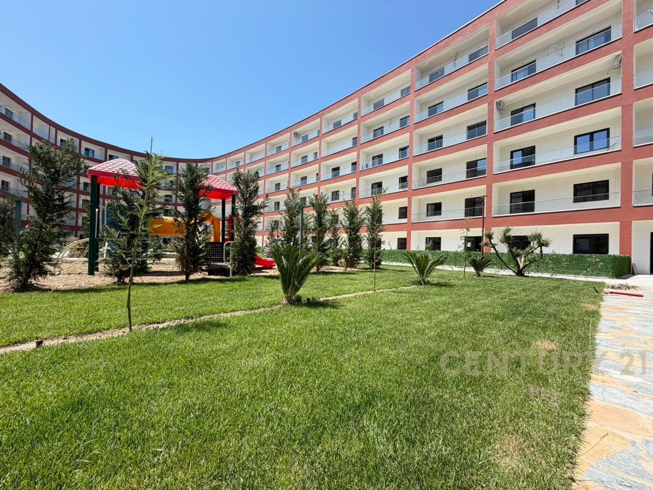 APARTMENT 1+1 WITH YARD FOR SALE IN EON RESIDENCE, GOLEM!