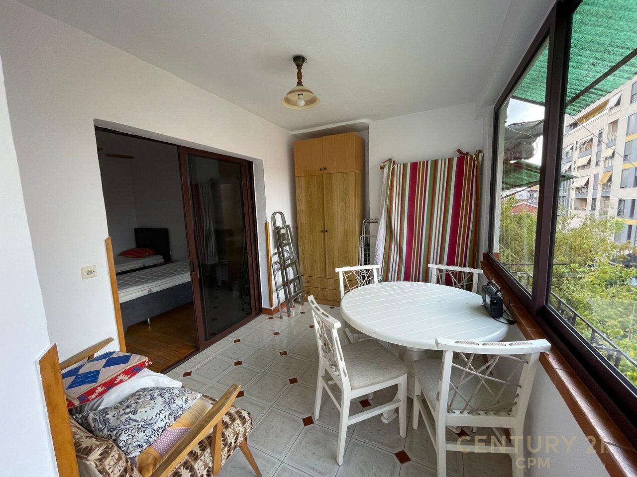 Apartament 2+1 Me qira tek Pazari Ri, Tiranë - 60.000ALL | 80 m²