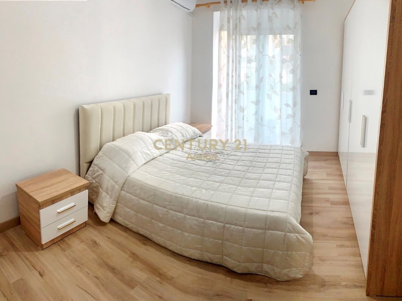 FOR RENT 1+1 APARTMENT IN THE CENTER - DURRËS!