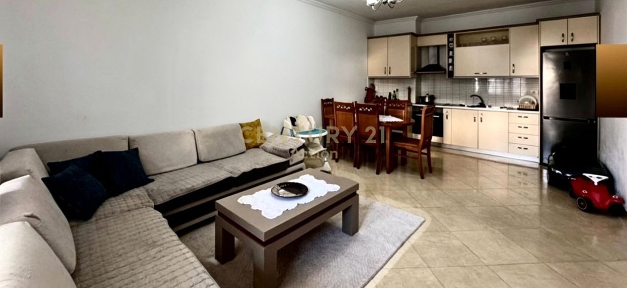 JEPET ME QERA APARTAMENT 2+1 NË FRESK 📍