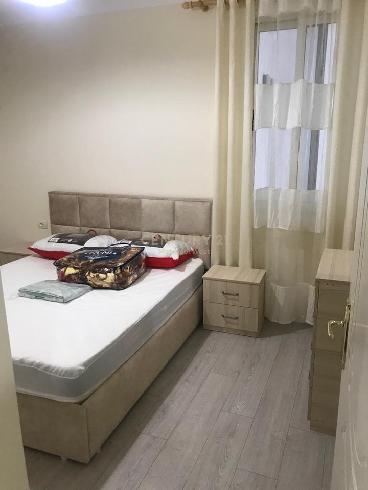 1+1 apartment for rent and 1 parking lot above the Grand complex at Tregu Elektrik