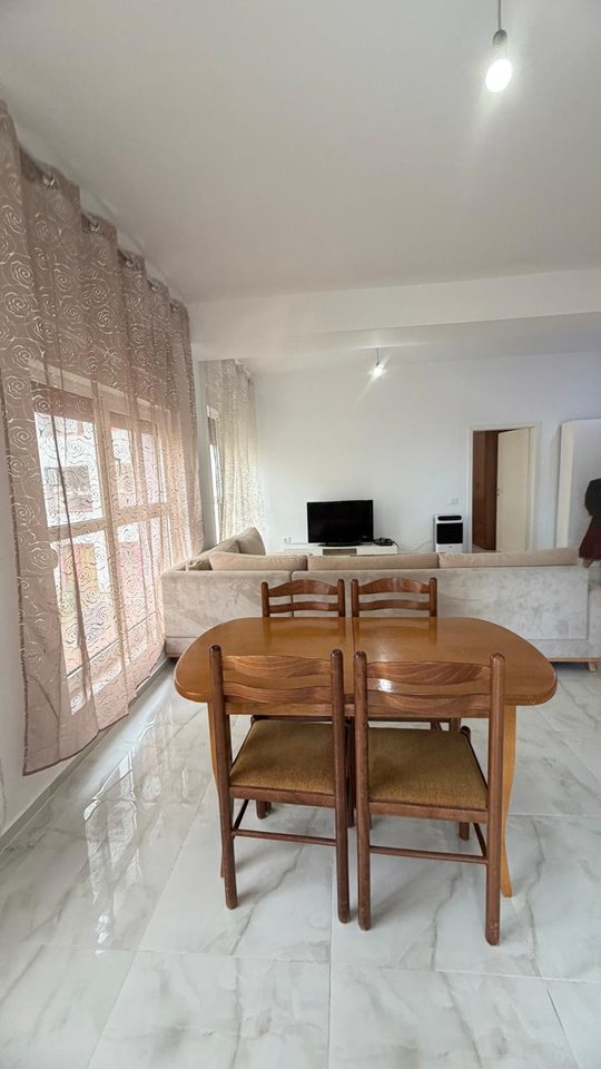 Apartament 2+1 Me Qira në Ali Demi, Tiranë