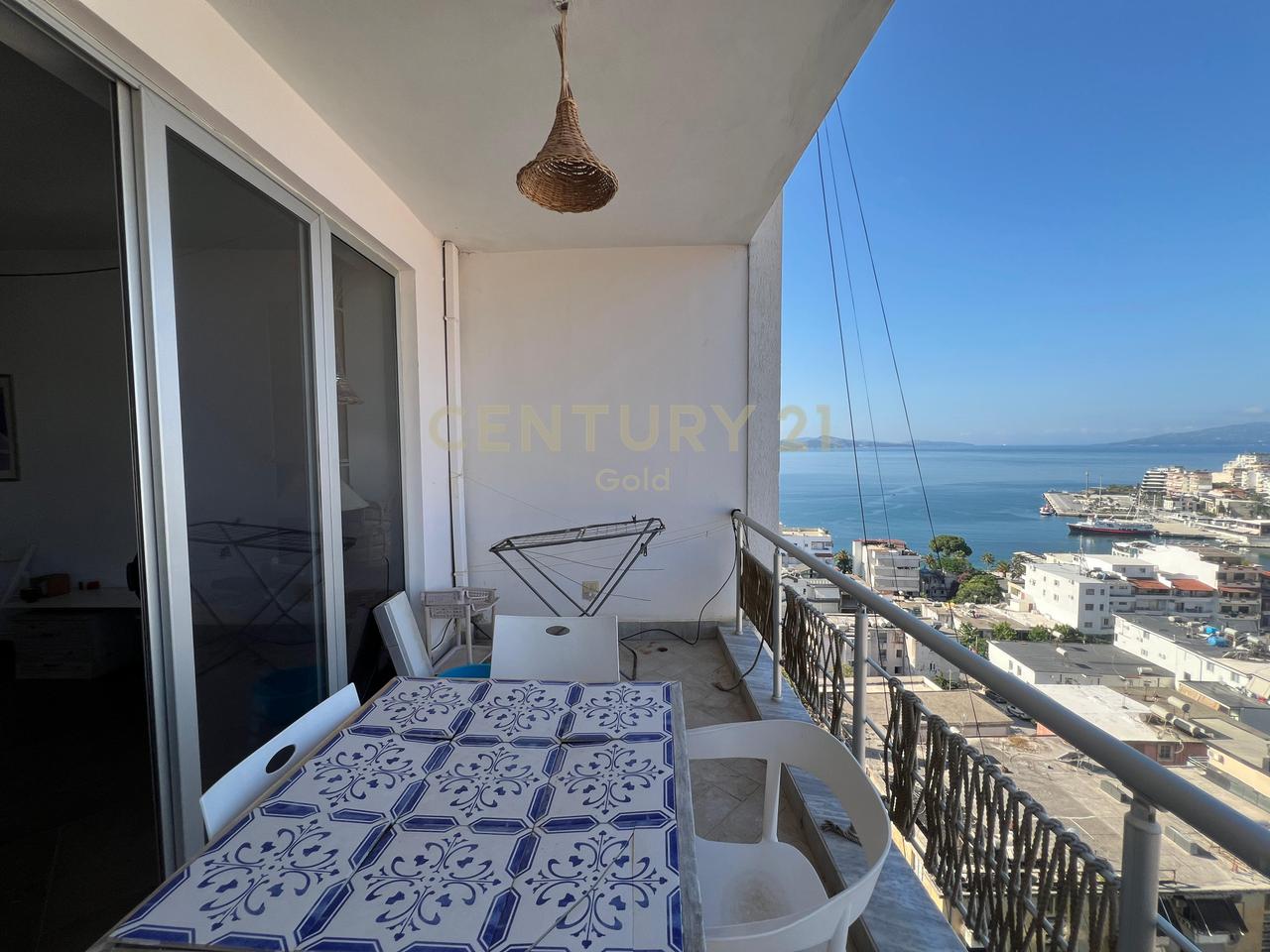 2+1+2 APARTMENT FOR RENT WITH PARKING SPACE IN THE CENTER OF SARANDA!
