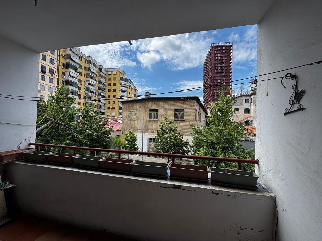 APPARTAMENTO IN VENDITA A MYSLYM SHYR 182M2 PRIMO PIANO/OPPORTUNITÀ DI BUSINESS!