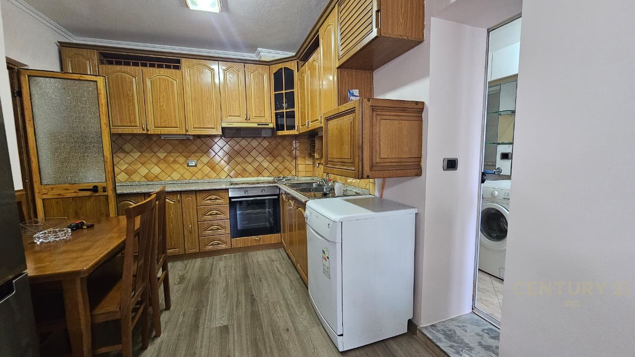 APARTMENT 2+1 FOR SALE AT FUSHA E SPORTIT, ALI DEMI