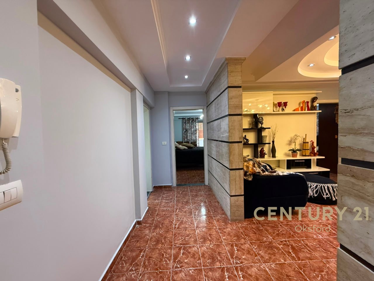 ESCLUSIVO! VENDESI APPARTAMENTO 2+1, IN VIA "DRITAN HOXHA", TIRANA!