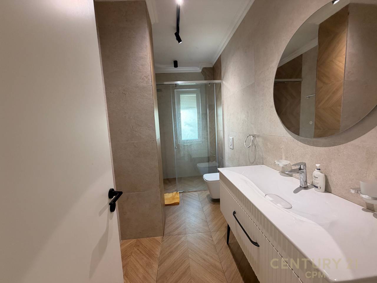 APARTMENT 2+1+2 FOR RENT NEAR KRISTAL CENTER!