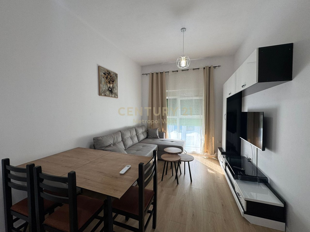 Appartamento 2+1+2 in affitto a Rezidenca Kadiu, Ali Demi