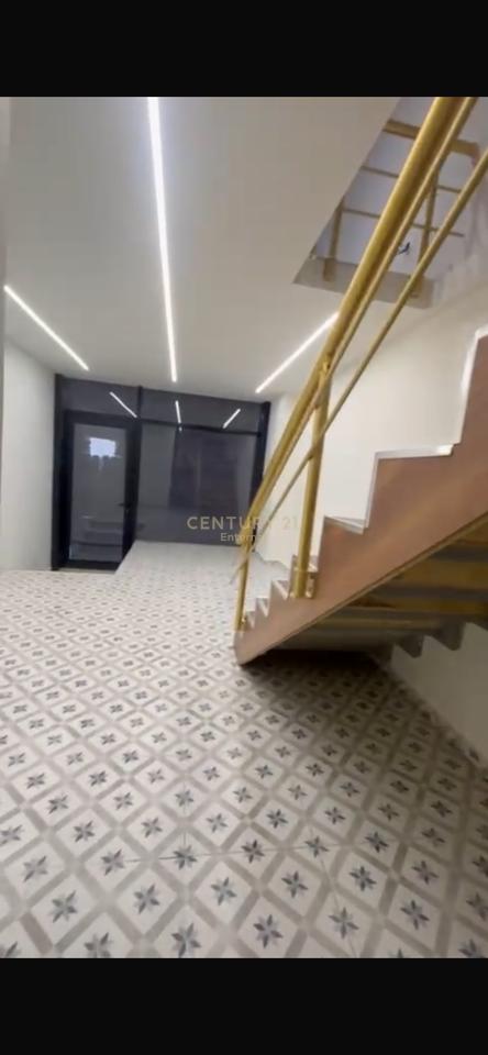 Duplex unit for sale floors 0 and 1 at Golden Park in Selite