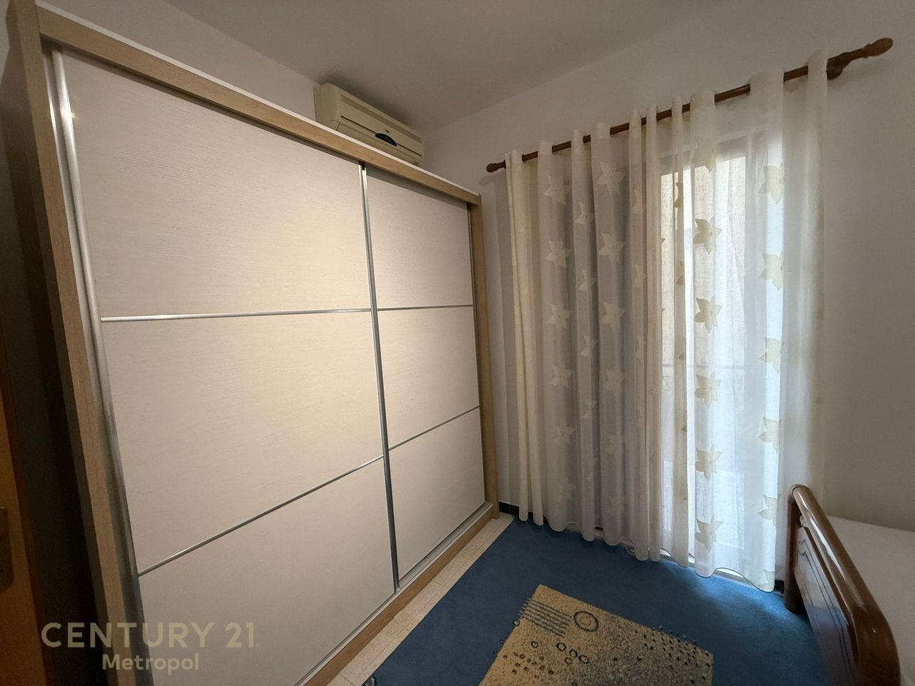 FOR RENT VILLA FLOOR 2+1+PARKING SPACE, STUDENT CITY!