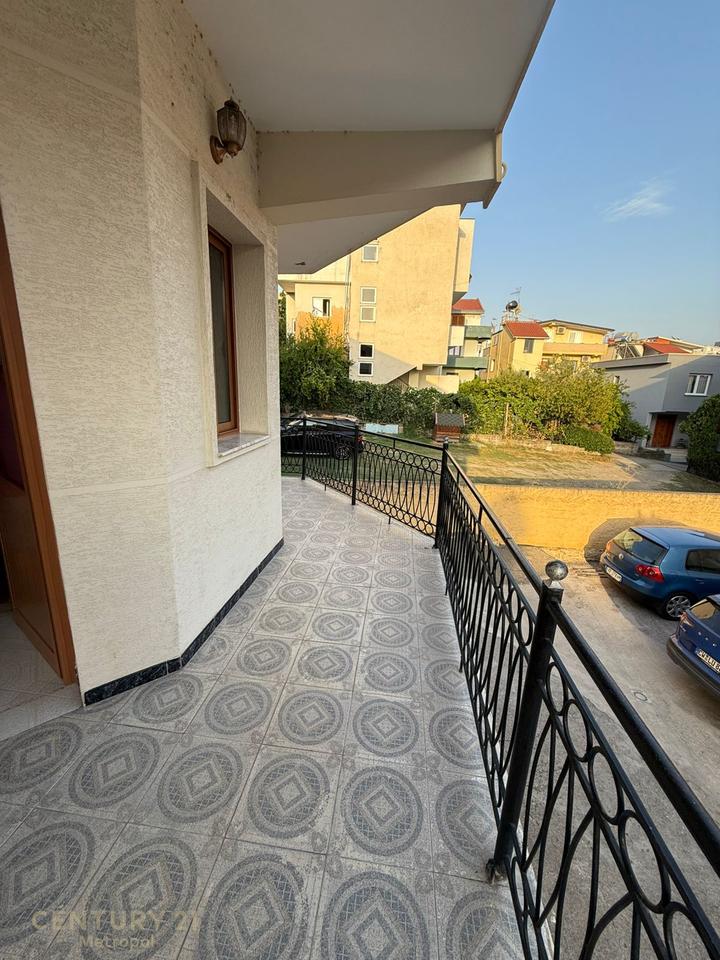 FOR RENT VILLA FLOOR 2+1+PARKING SPACE, STUDENT CITY!