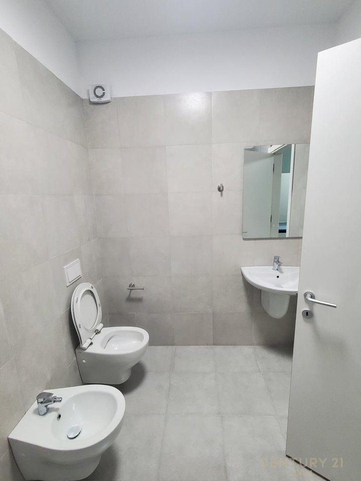Qira, Appartamento 2+1+2 con Posto Auto a Met Invest, Dry Lake