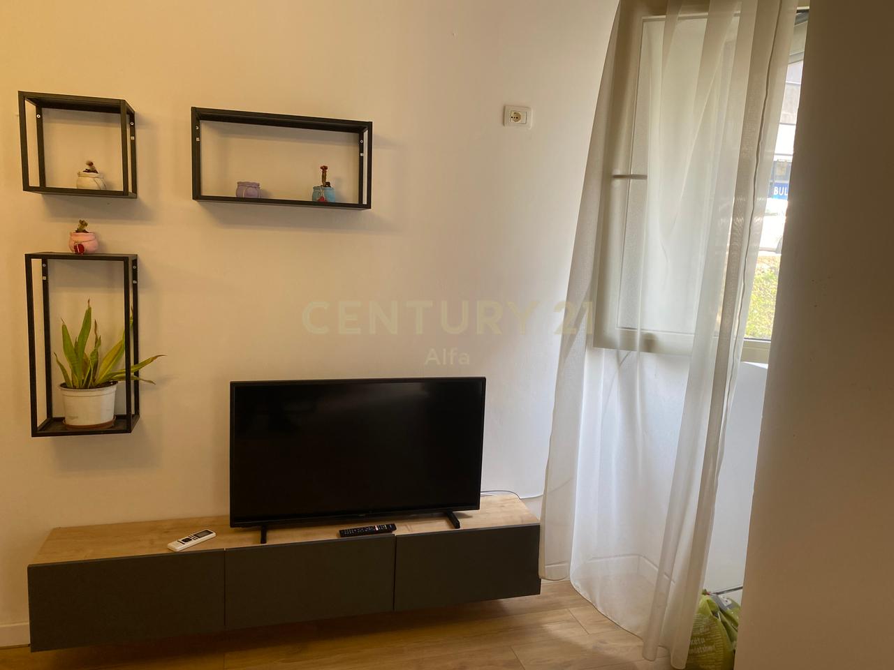Vendesi in vendita 1+1 a Shkozë!