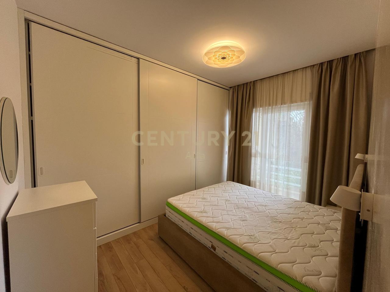 Shitet Apartament 2+1+2 tek Kodra e Diellit 1 – Pranë British School!