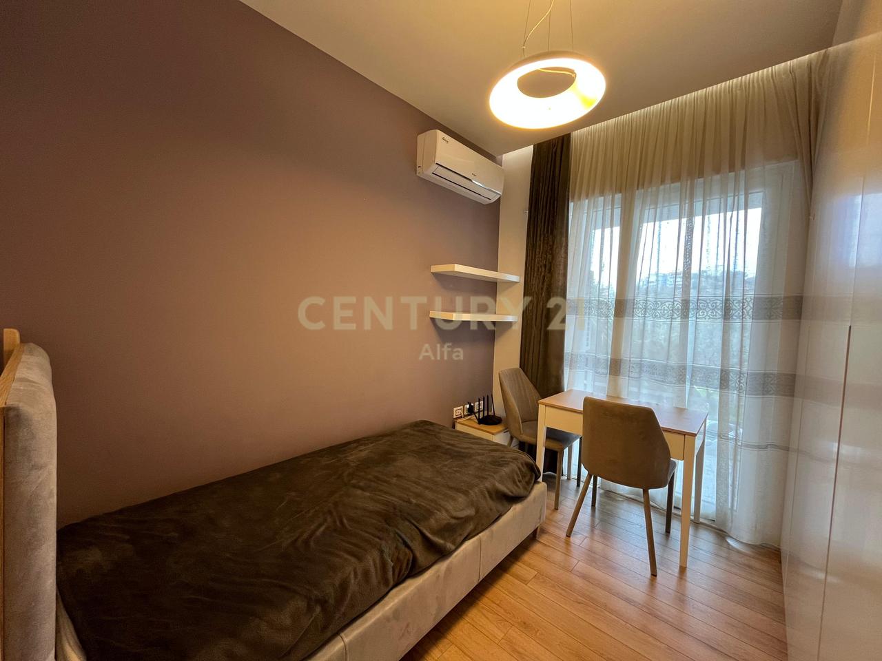 Shitet Apartament 2+1+2 tek Kodra e Diellit 1 – Pranë British School!