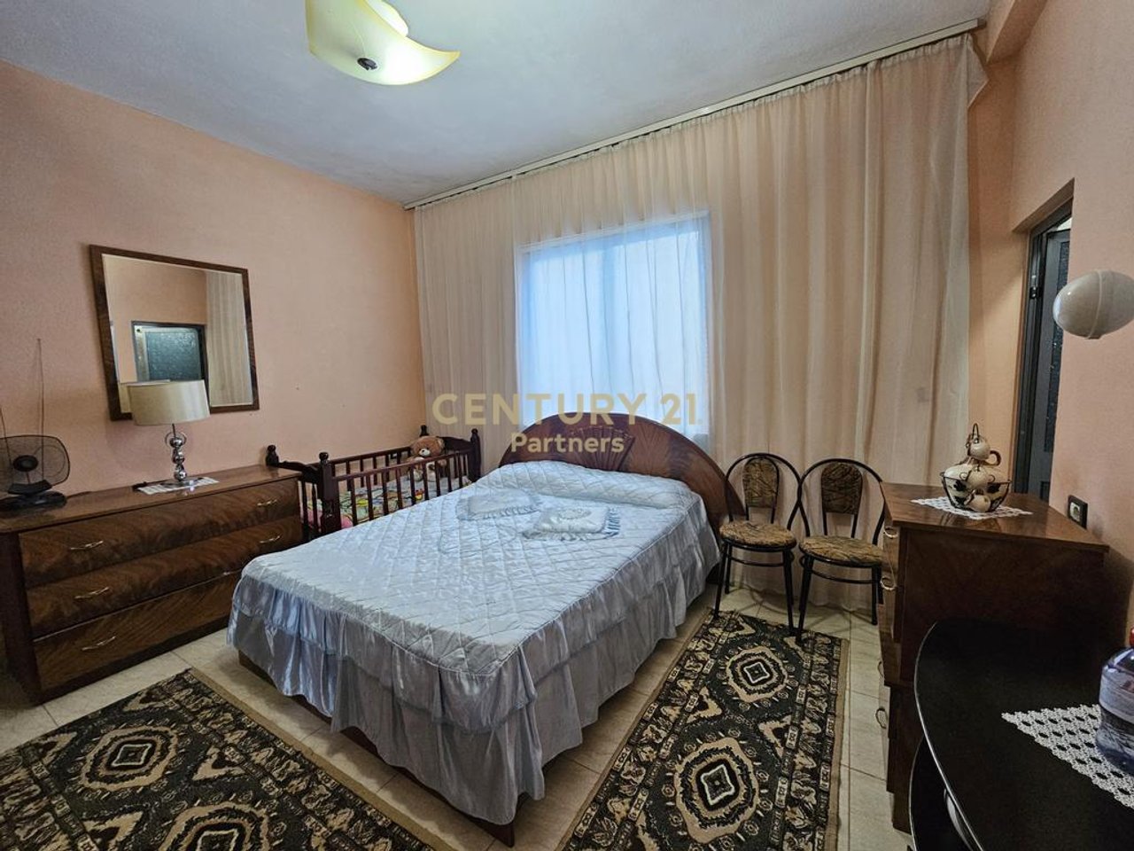 For sale private 2-storey villa on Jordan Misja street