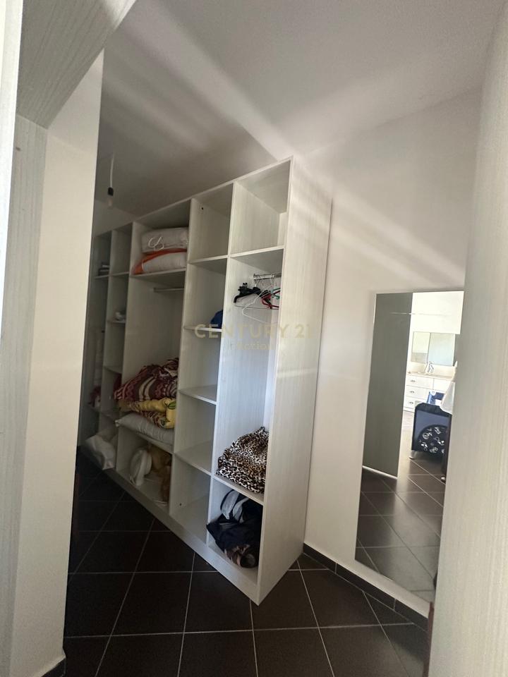 SHITET APARTAMENT 2+1 ME PAMJE PANORAMIKE NGA DETI – VLORË