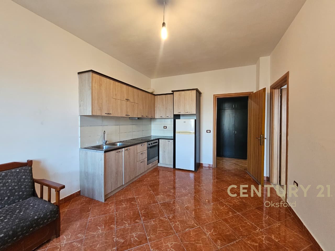 IN AFFITTO APPARTAMENTO 2+1 A ASTIR