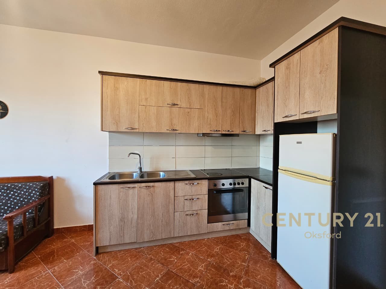 IN AFFITTO APPARTAMENTO 2+1 A ASTIR