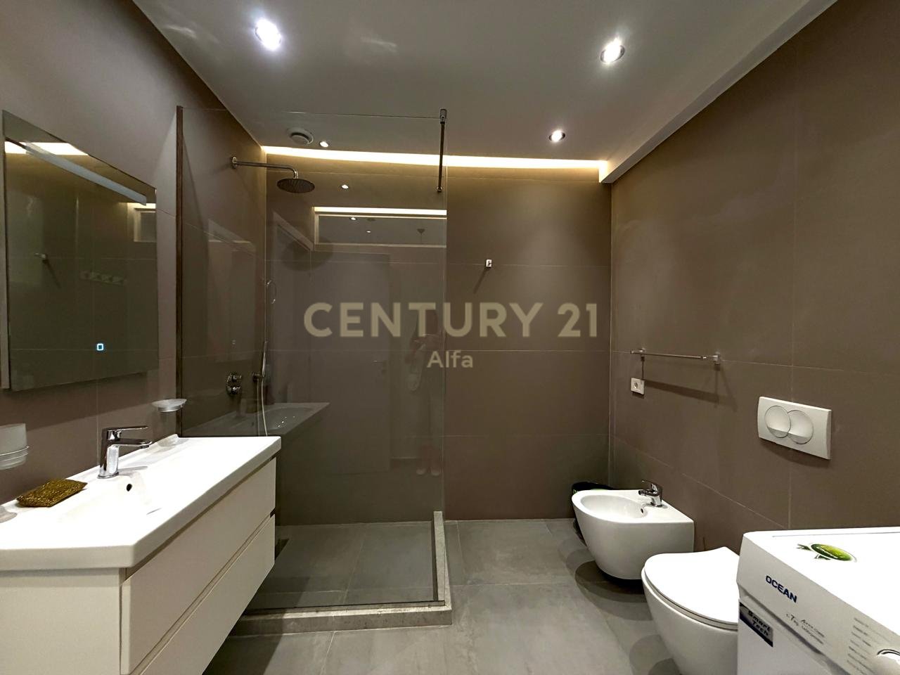 Jepet me qira apartament 1+1 tek Ish Parku!