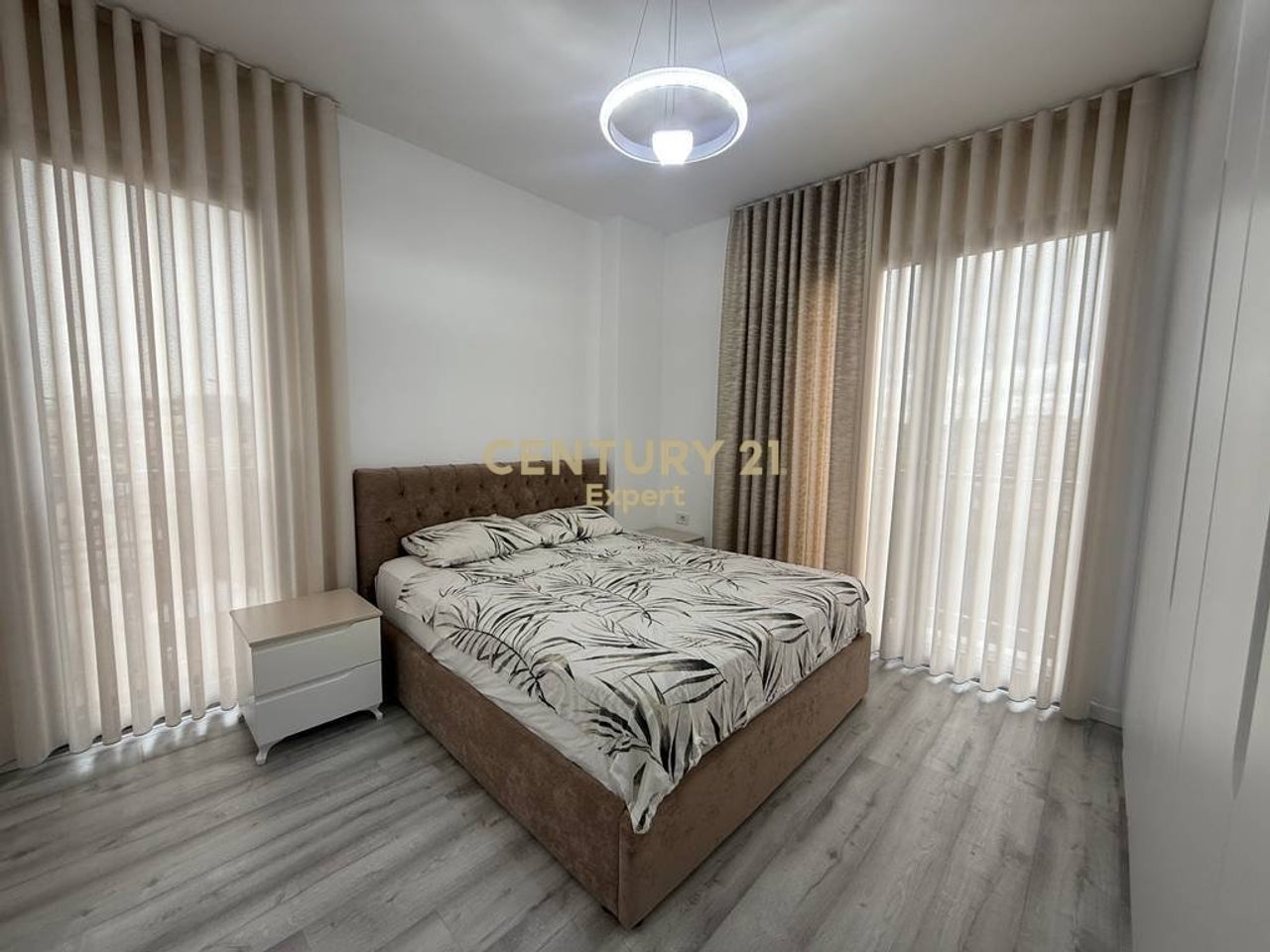APARTAMENT 2+1+2+POST PARKIMI PER QIRA NE DON BOSKO!