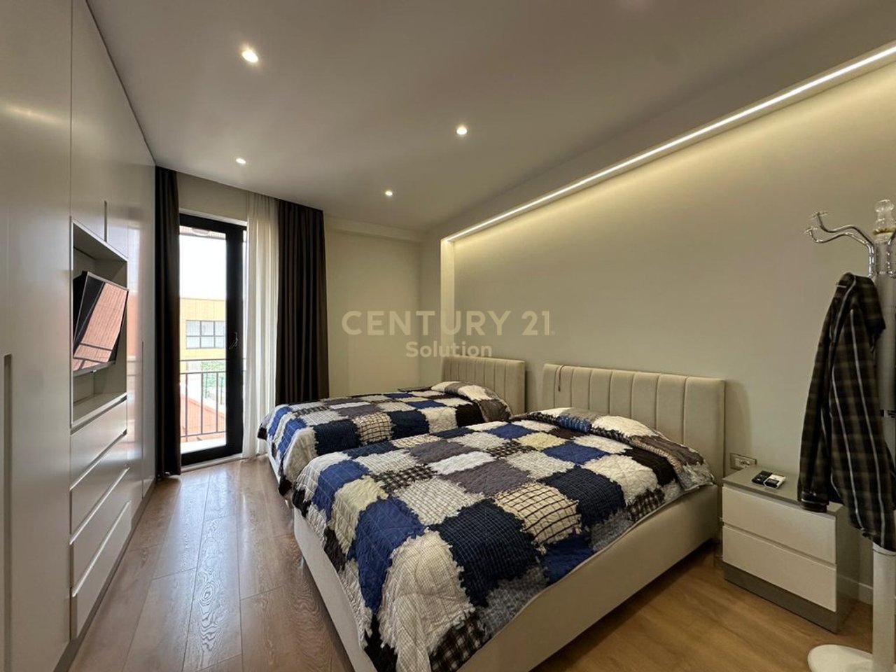 APPARTAMENTO 2+1+2 IN VENDITA A ASTIR!