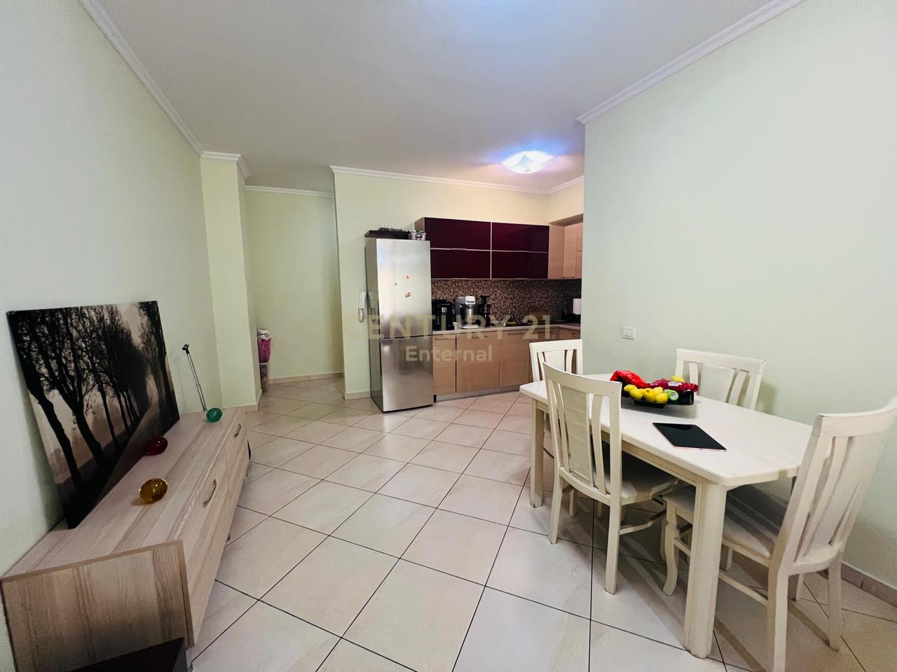 Apartament 2+1+2 Me Qira prane Ish ATSH