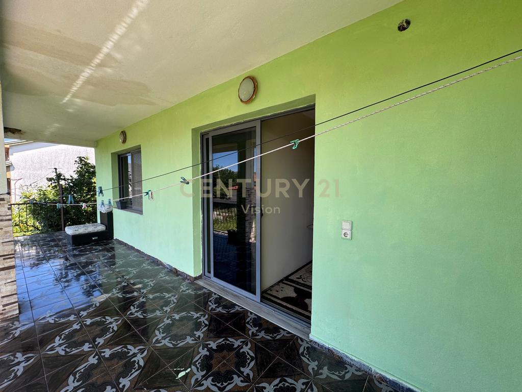 Villa For Sale in Dobrac, Shkodër