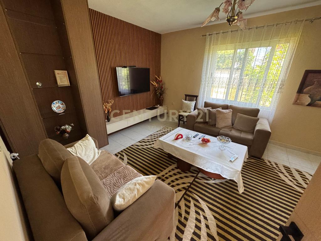 Villa For Sale in Dobrac, Shkodër