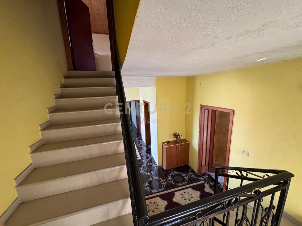 Villa For Sale in Dobrac, Shkodër