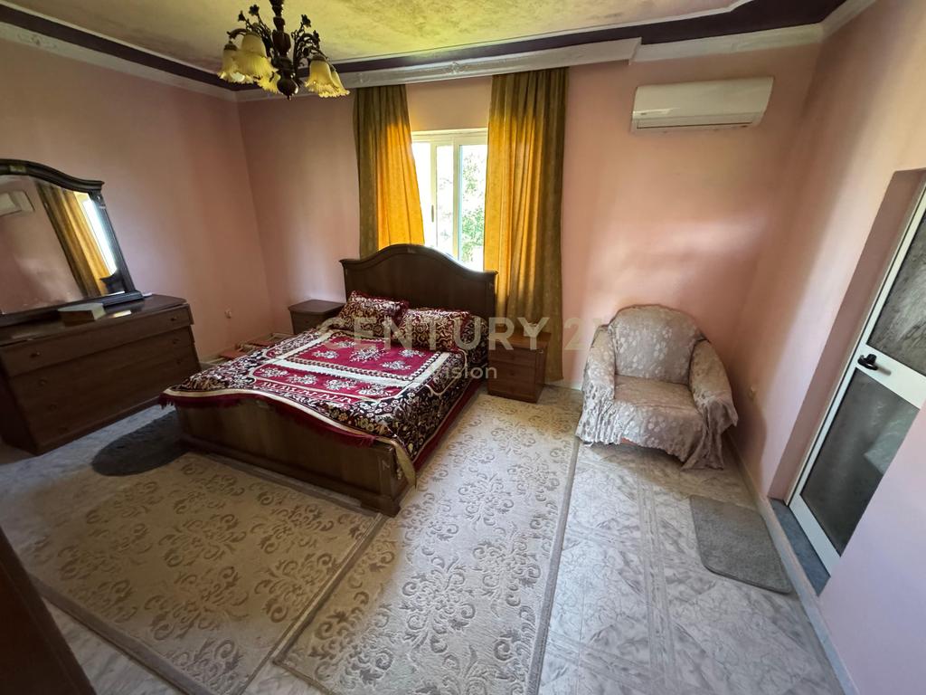 Villa For Sale in Dobrac, Shkodër