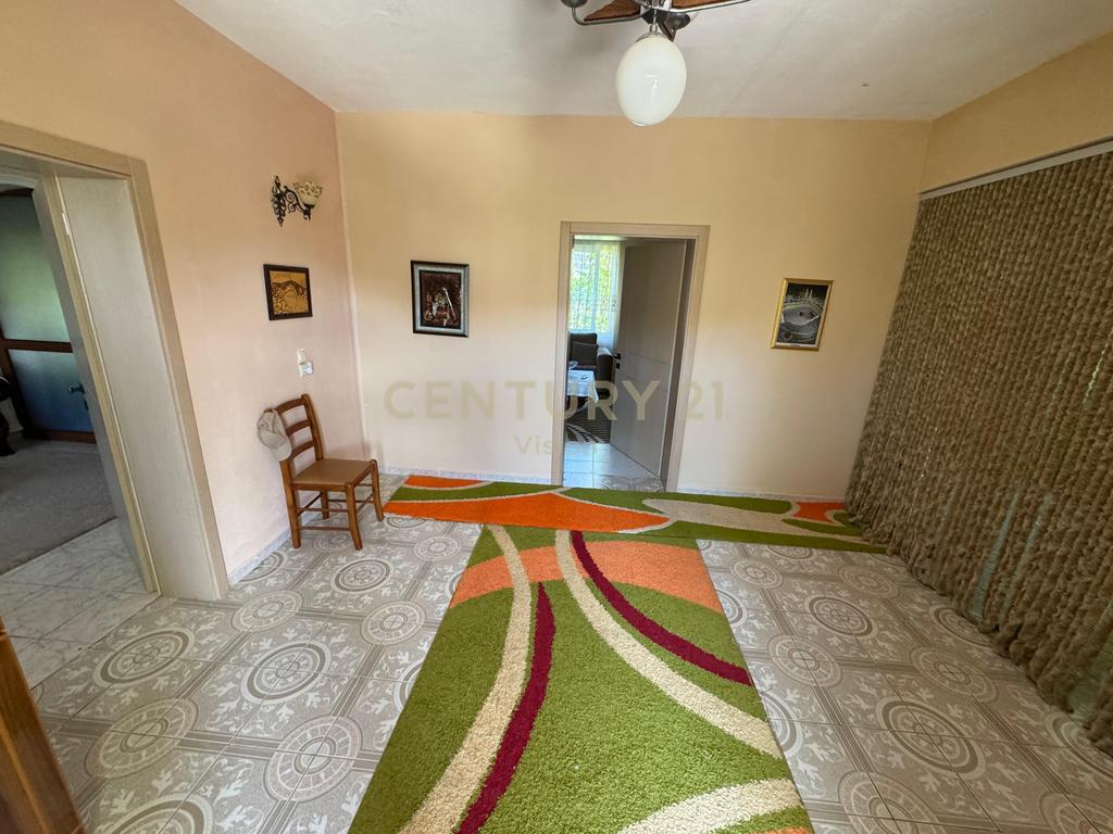Villa For Sale in Dobrac, Shkodër