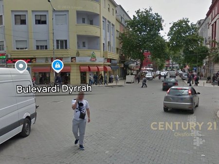 SHITET AMBIENT KATI 1 TE BULEVARDI DYRRAH BUZ RRUGES KRYESORE